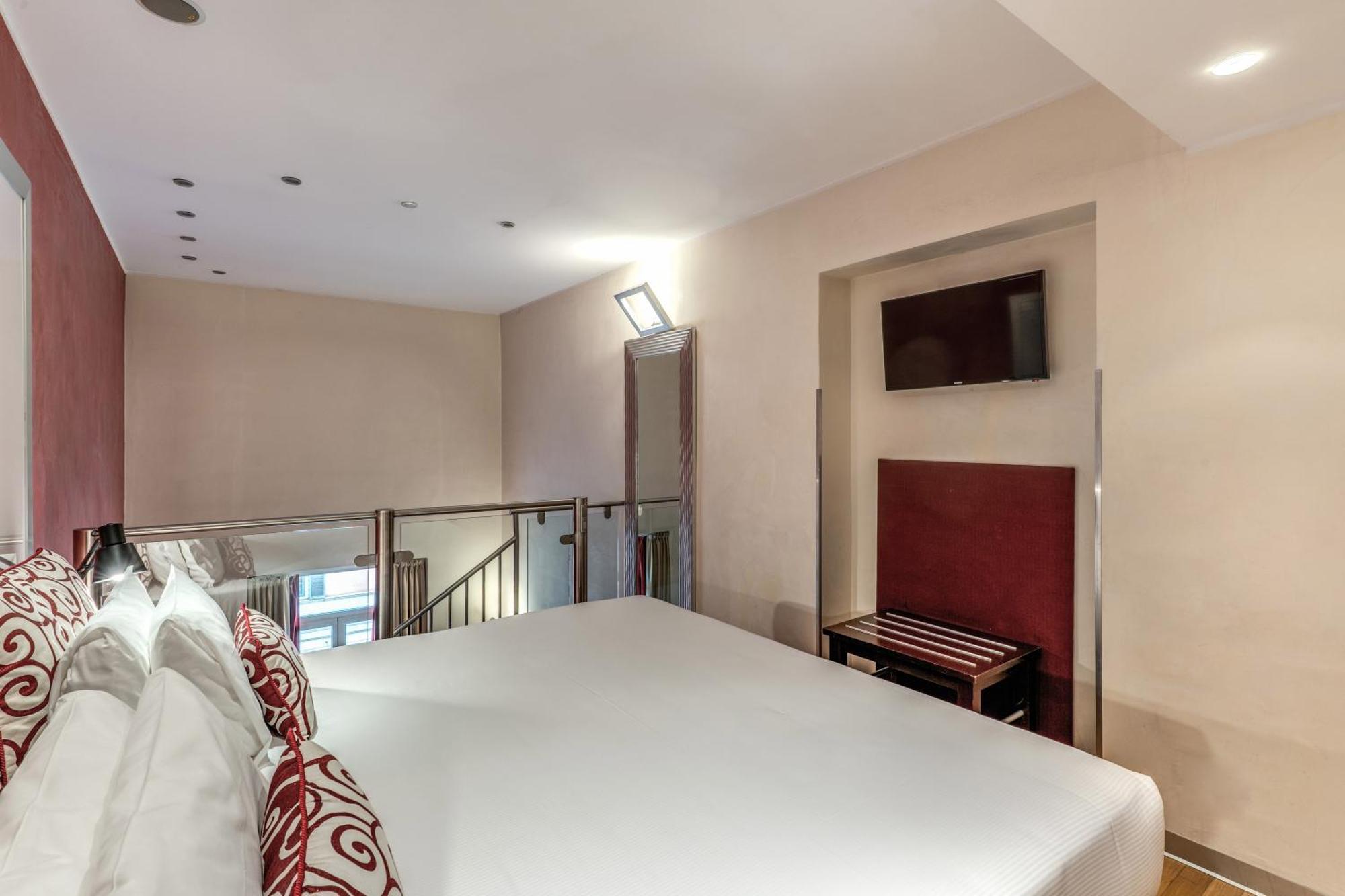 Hotel La Griffe Roma Esterno foto
