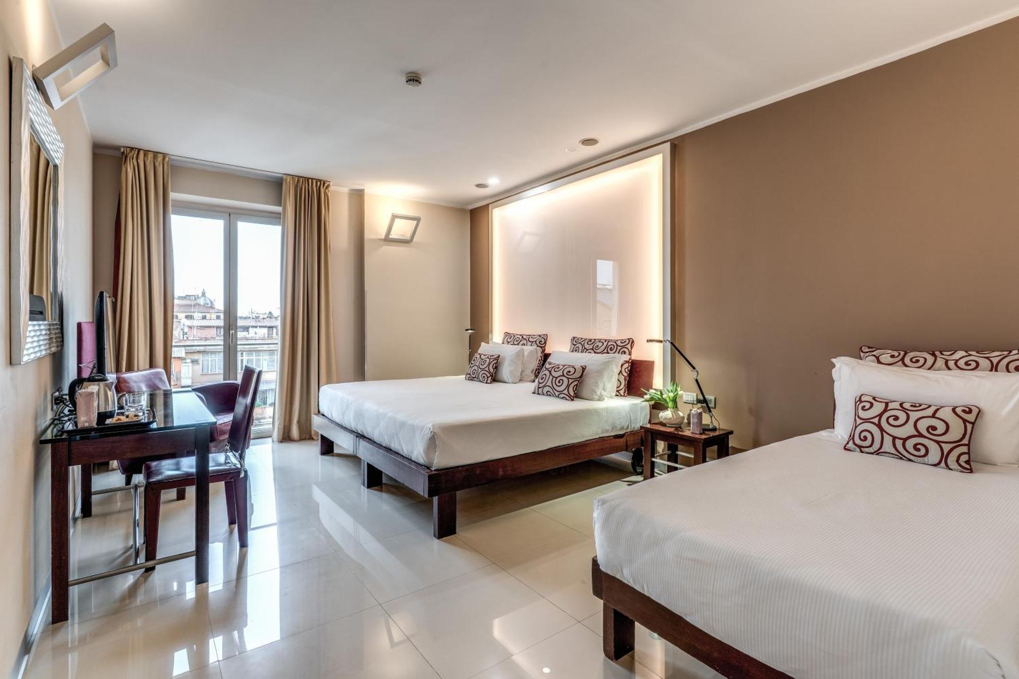 Hotel La Griffe Roma Esterno foto