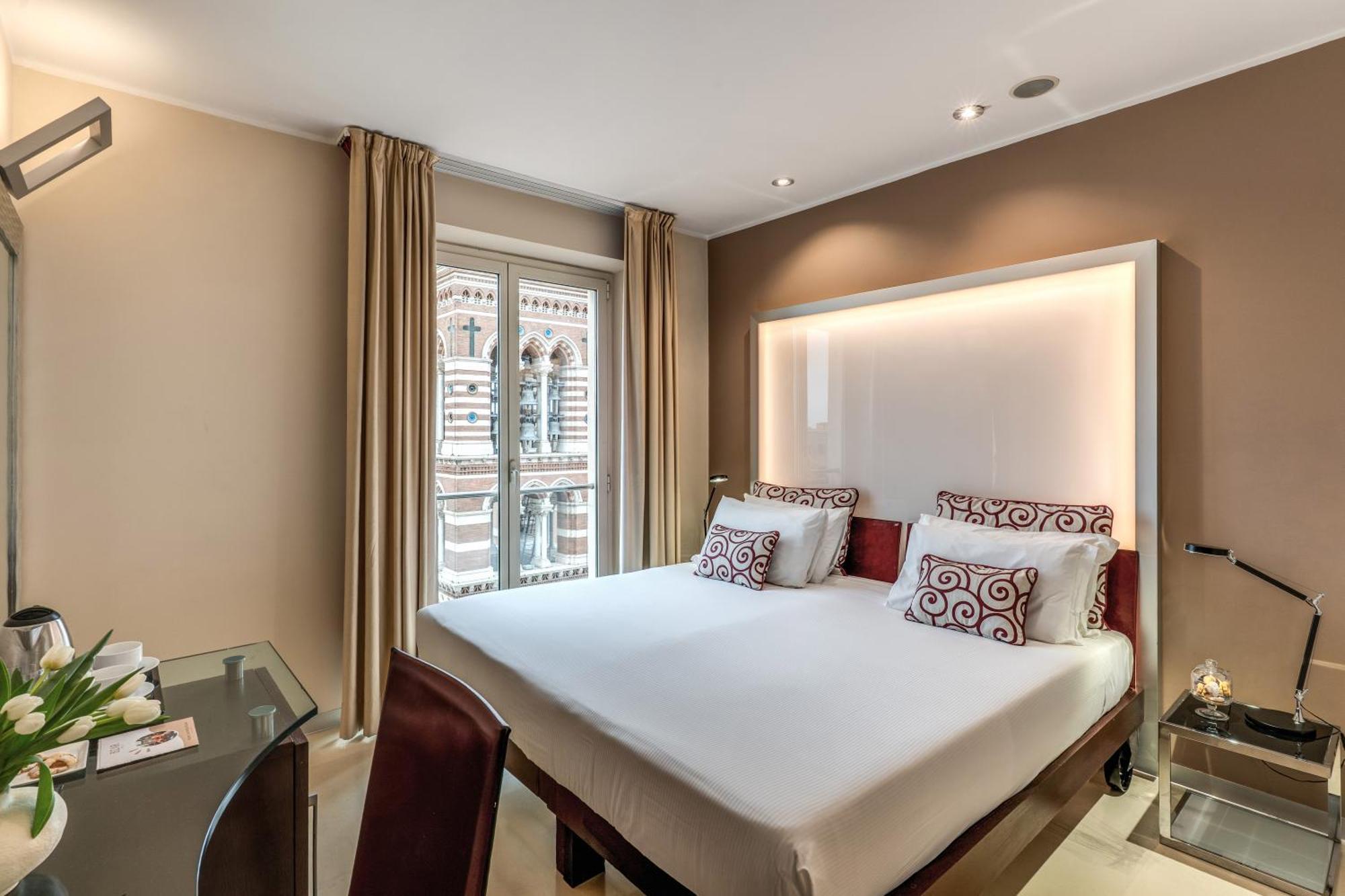 Hotel La Griffe Roma Esterno foto