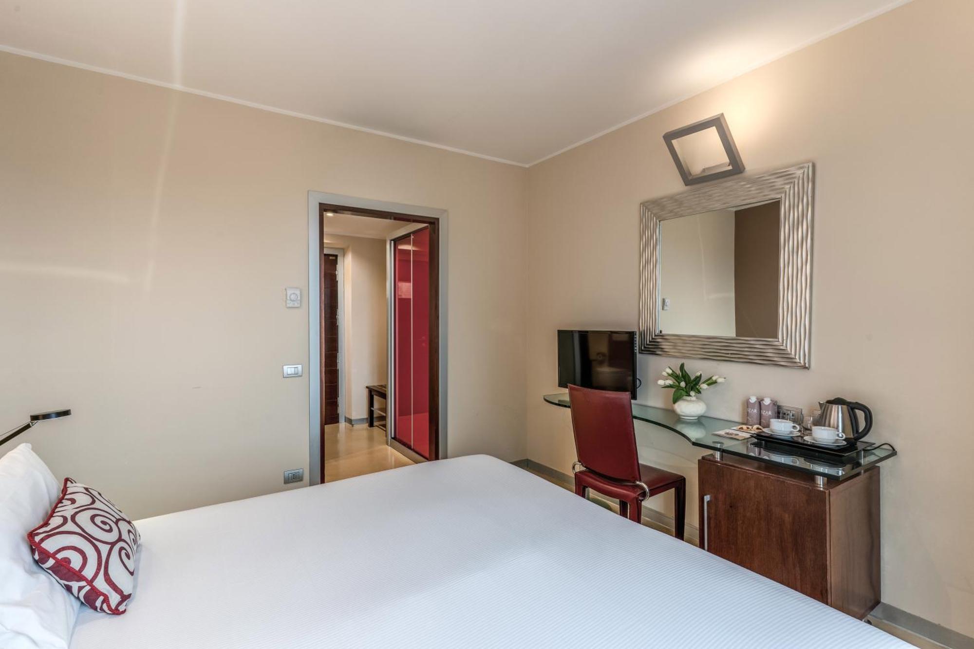 Hotel La Griffe Roma Esterno foto