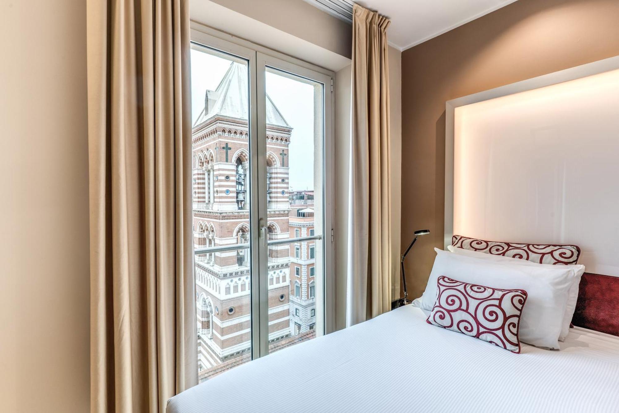 Hotel La Griffe Roma Esterno foto